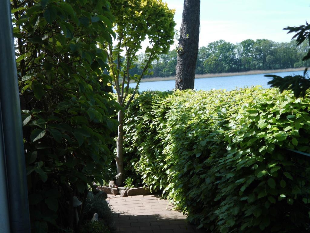 Bungalow Idylle Am See ノイルピーン エクステリア 写真